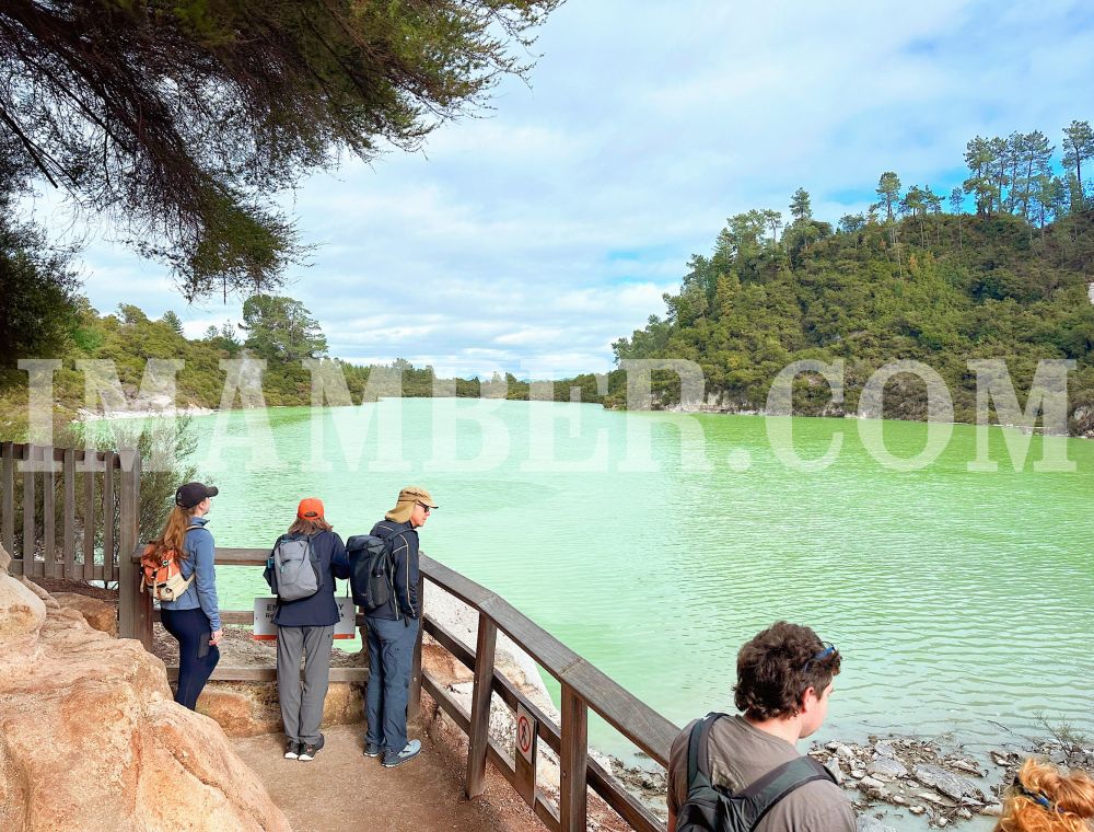 【2025 Wai-O-Tapu 懷奧塔普地熱世界攻略】Lady Knox 間歇泉時間、門票與必看景點