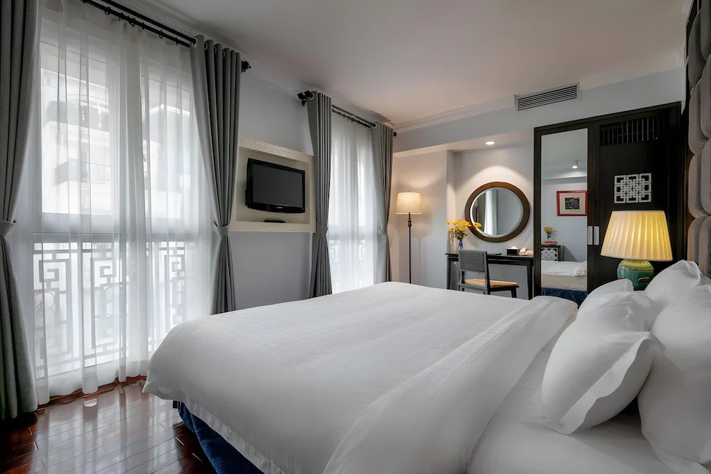 【2026河內住宿推薦】TOP12高分飯店排名｜四大住宿區域比較＋房價比價懶人包（含地點優缺點）