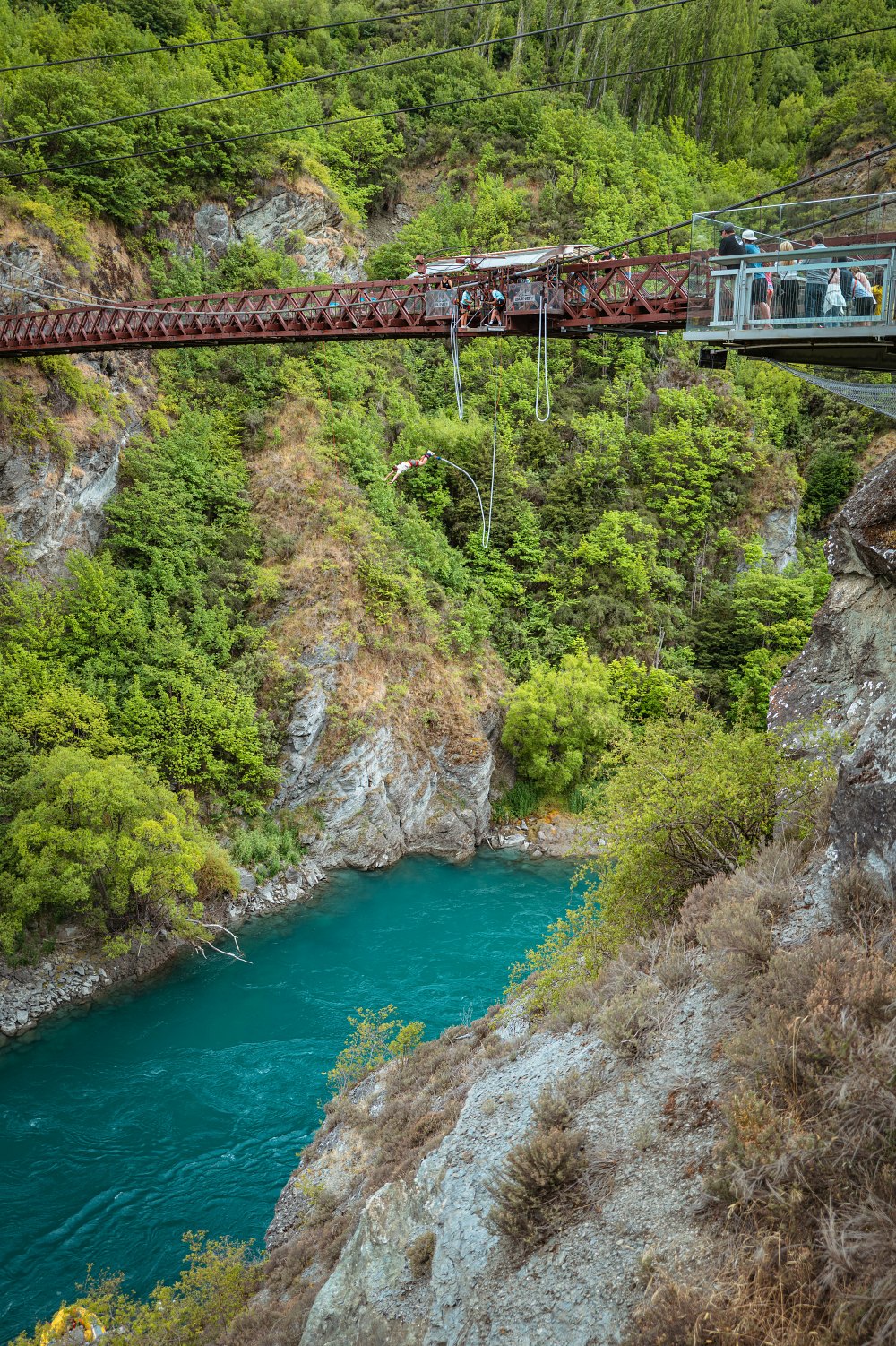 紐西蘭皇后鎮卡瓦勞峽谷吊橋 Kawarau Suspension Bridge 與卡瓦勞河景色